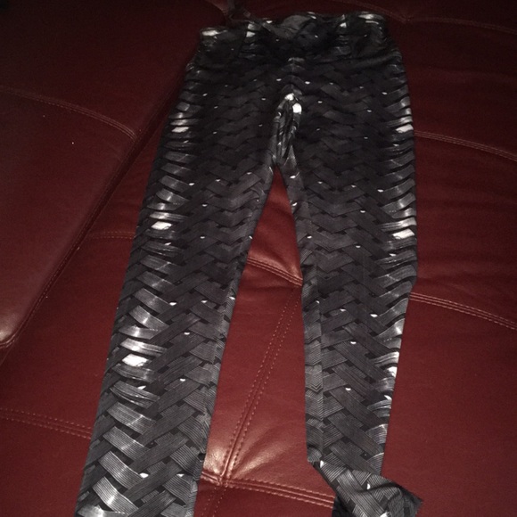 Brand new leggings - Picture 4 of 4